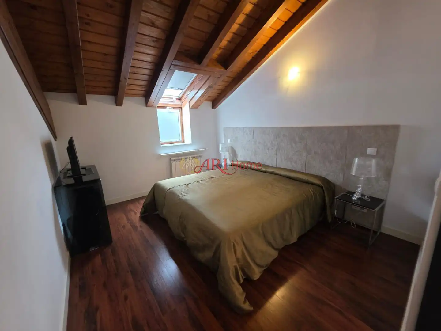 Bedroom of Buildings for sale in Quintanilla San García