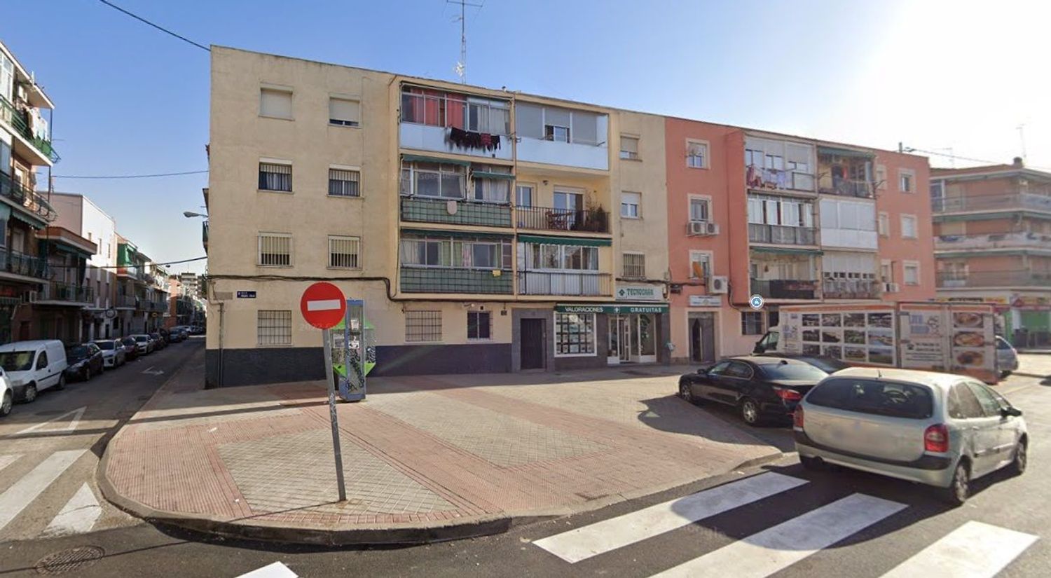 Vista exterior de Piso en venta en  Madrid Capital