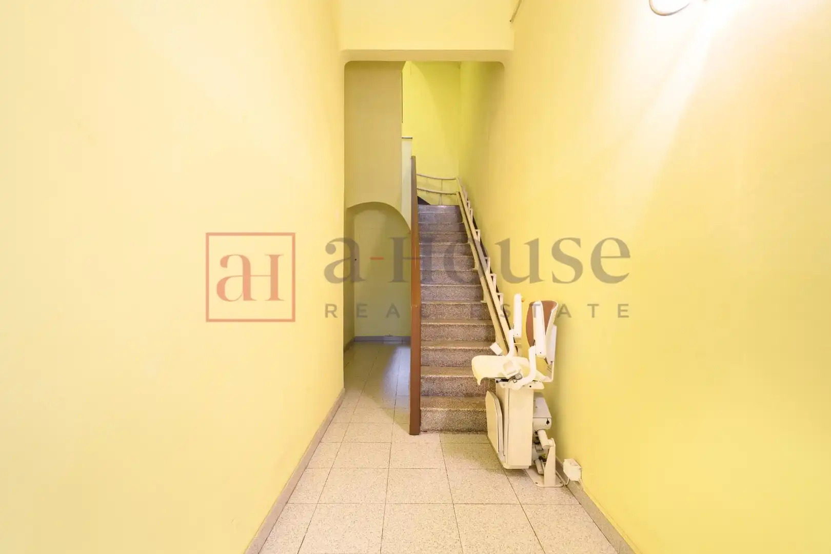Piso en venta en Barcelona con Terraza, Amueblado y Balcón