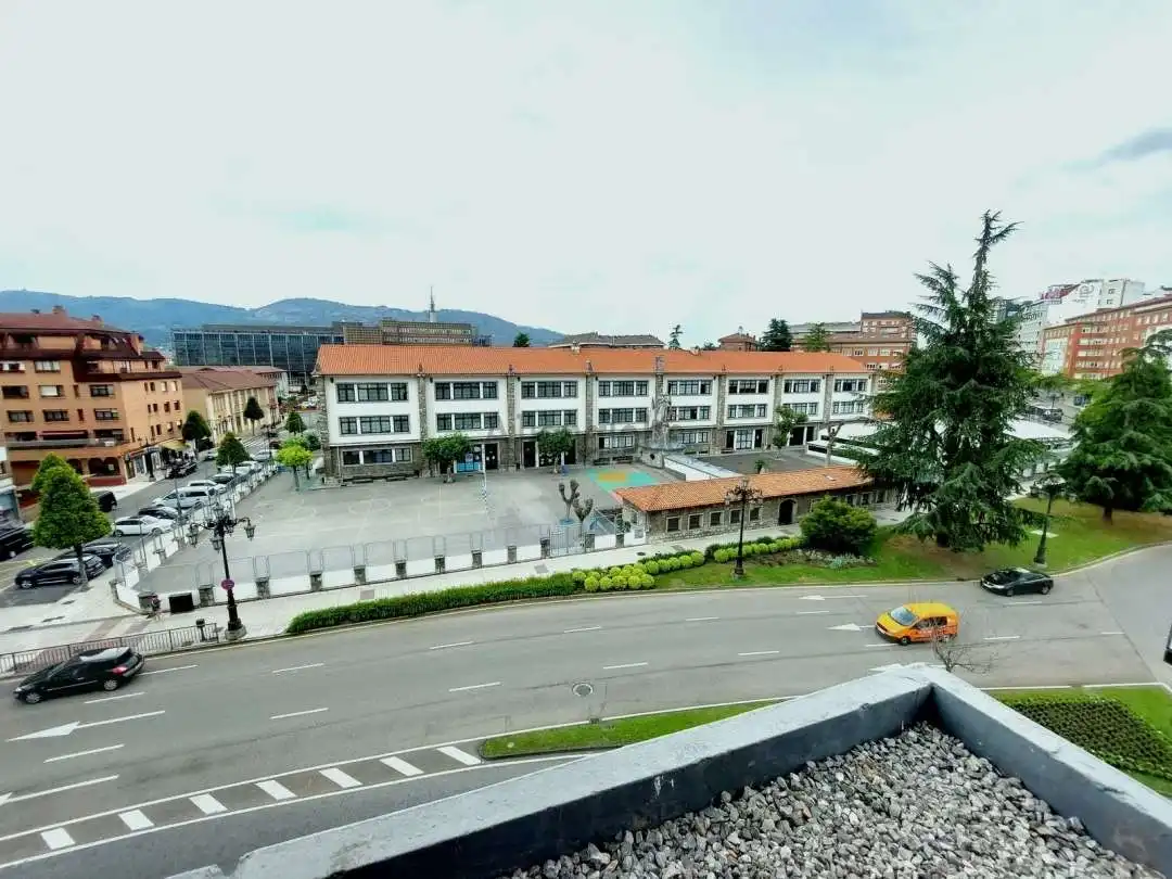 Exterior view of Flat for rent in Oviedo   with Heating