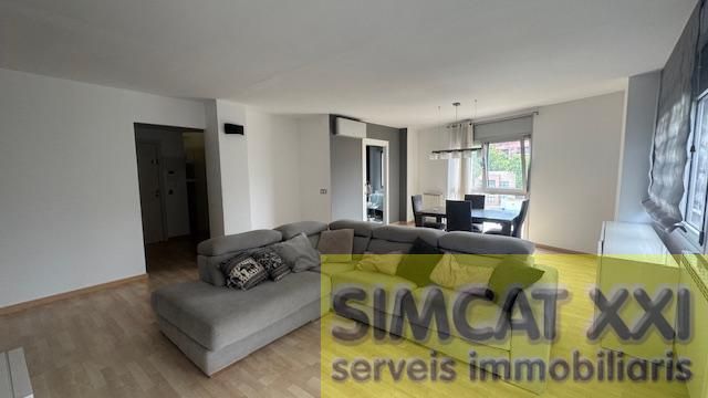 Living room of Duplex for sale in Figueres  with Air Conditioner, Terrace and Balcony