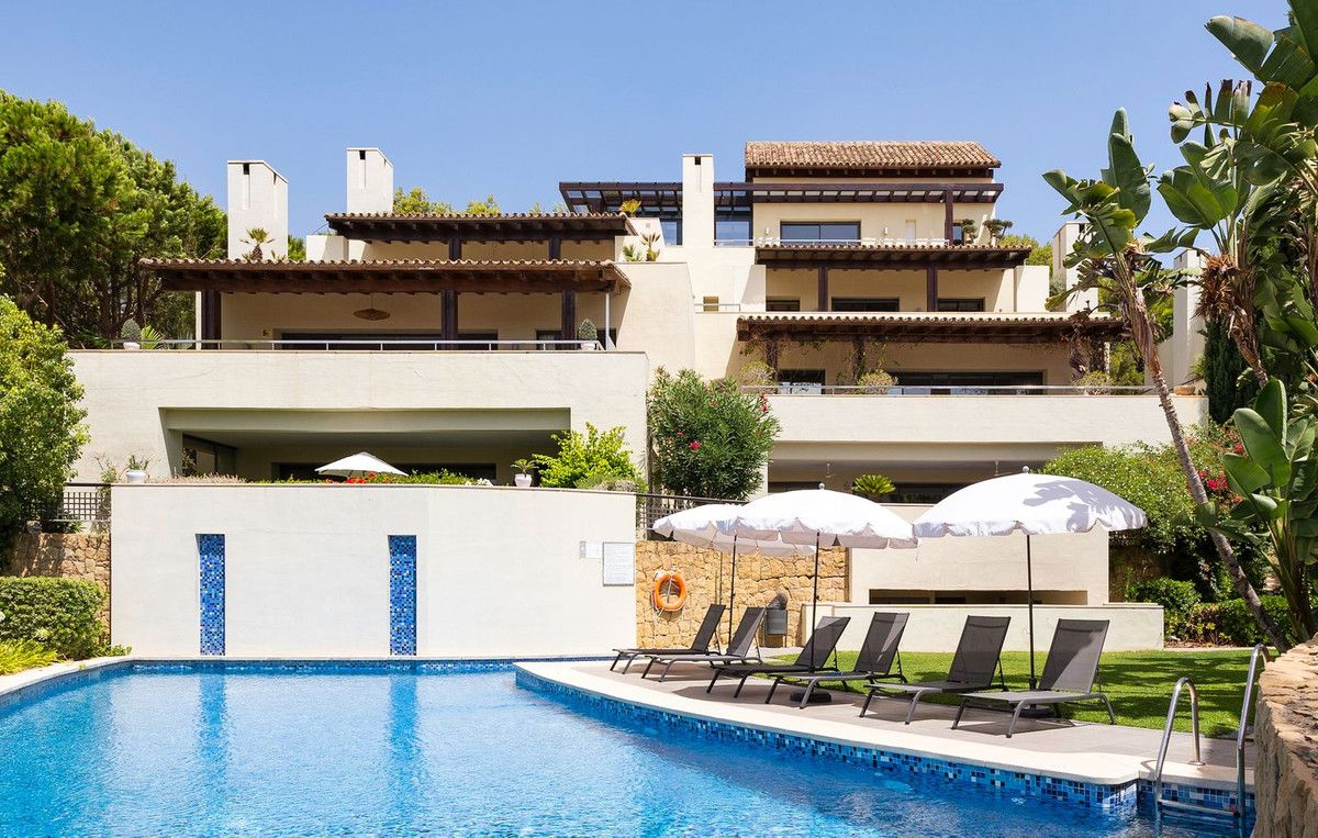 Swimming pool of Apartment for sale in Marbella  with Air Conditioner, Terrace and Community pool