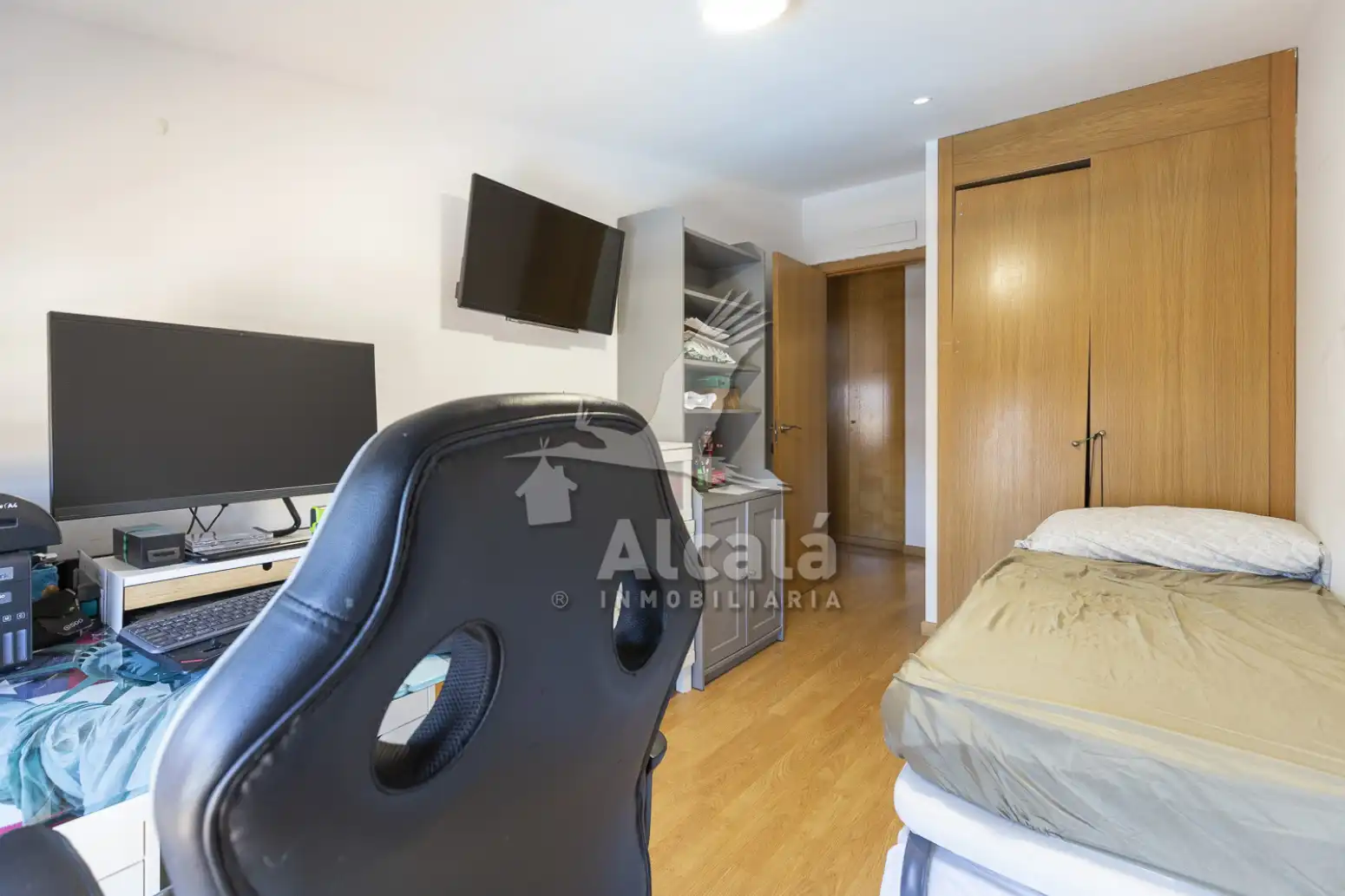 Schlafzimmer von Wohnung zum Verkauf in Camarma de Esteruelas mit Heizung, Balkon und Gemeinschaftspool