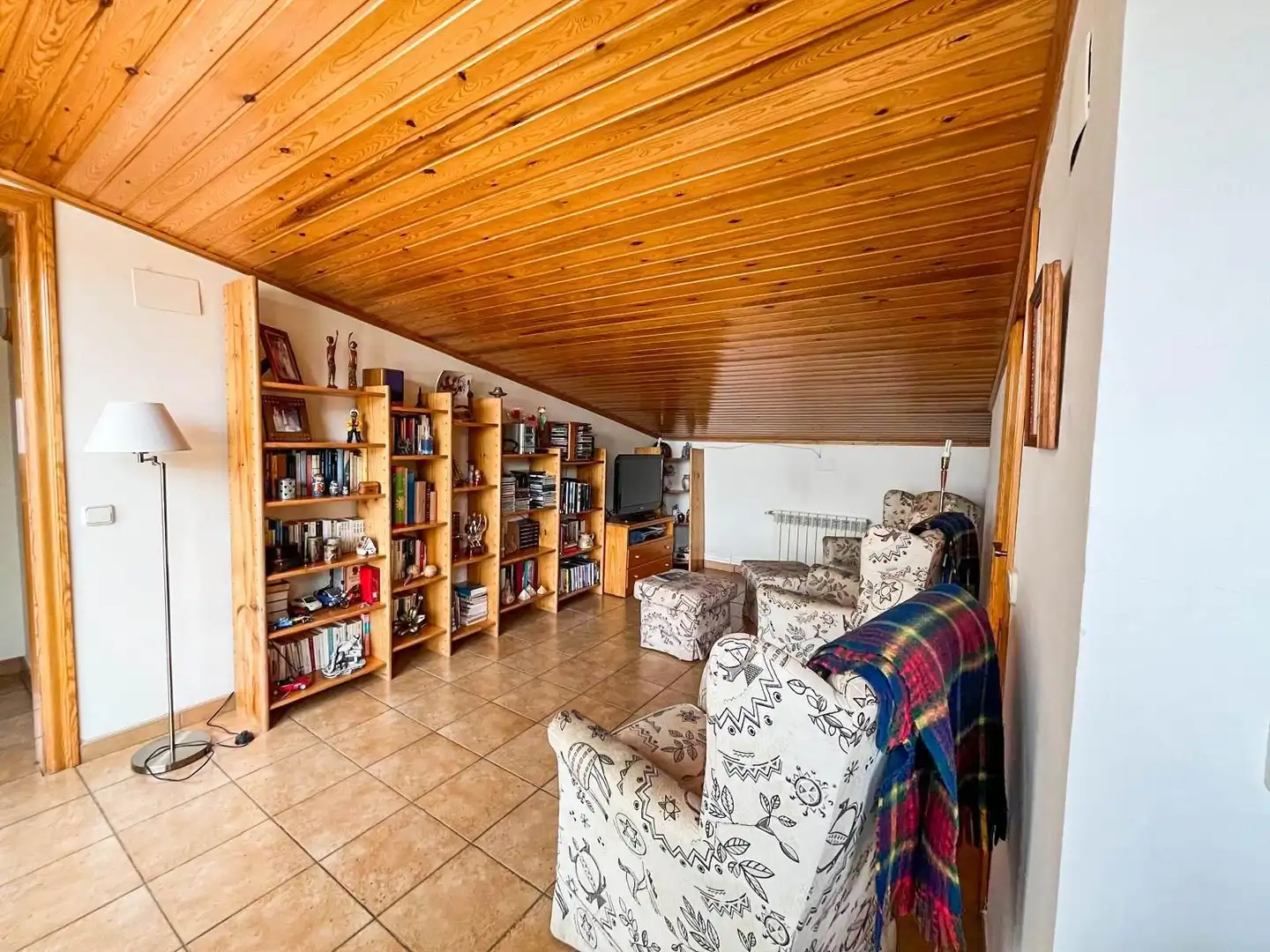 Sala d'estar de Casa o xalet en venda en Esparreguera amb Aire condicionat, Calefacció i Jardí privat