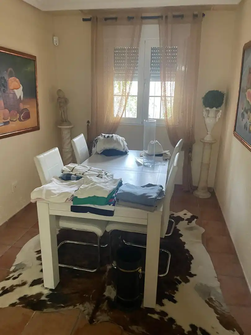 Menjador de Casa o xalet de lloguer en Roquetas de Mar amb Aire condicionat, Calefacció i Jardí privat