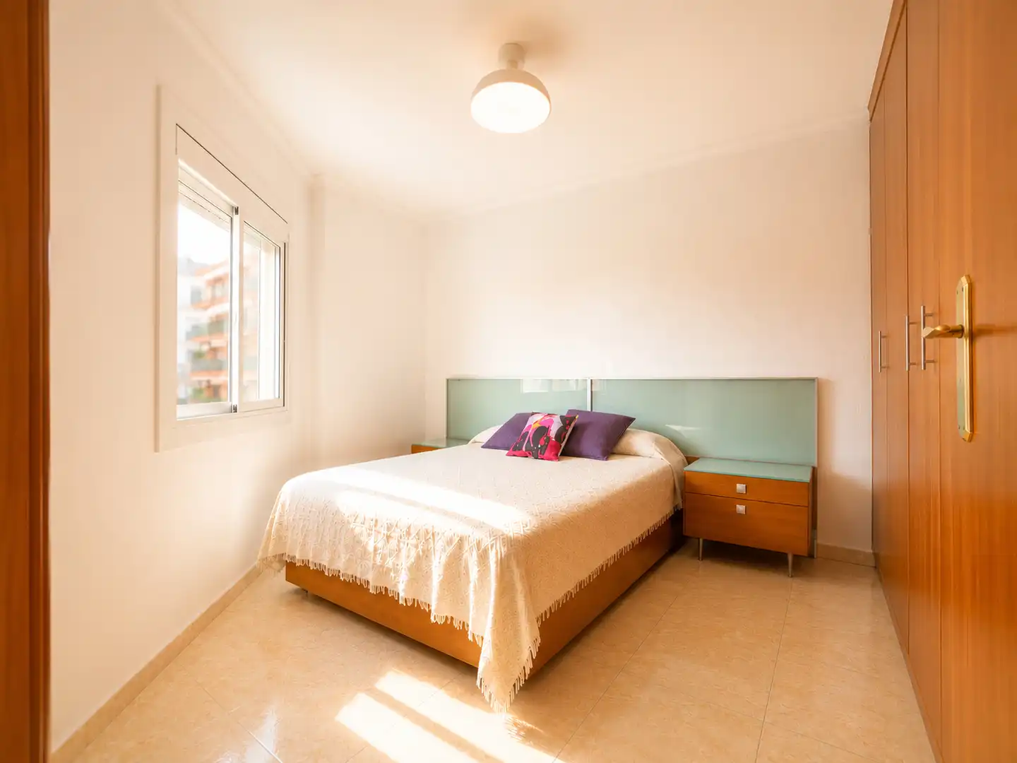 Bedroom of Flat for sale in Santa Coloma de Gramenet  with Air Conditioner, Heating and Washing machine