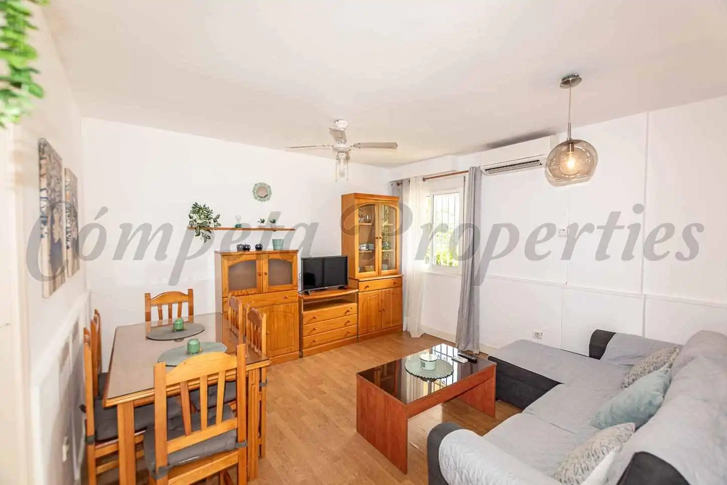 Apartamento con piscina en venta en Nueva Nerja, imagen 5