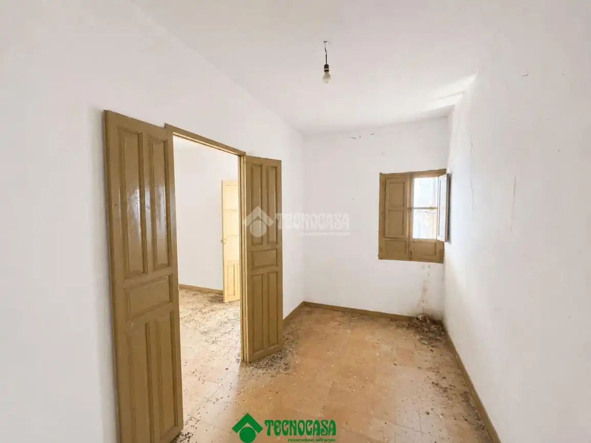 Casa adosada en venta en Montoro