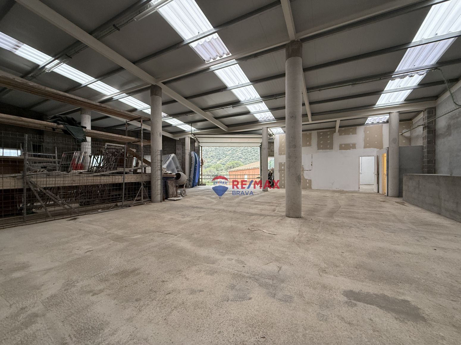 Industrial buildings for sale in Cadaqués