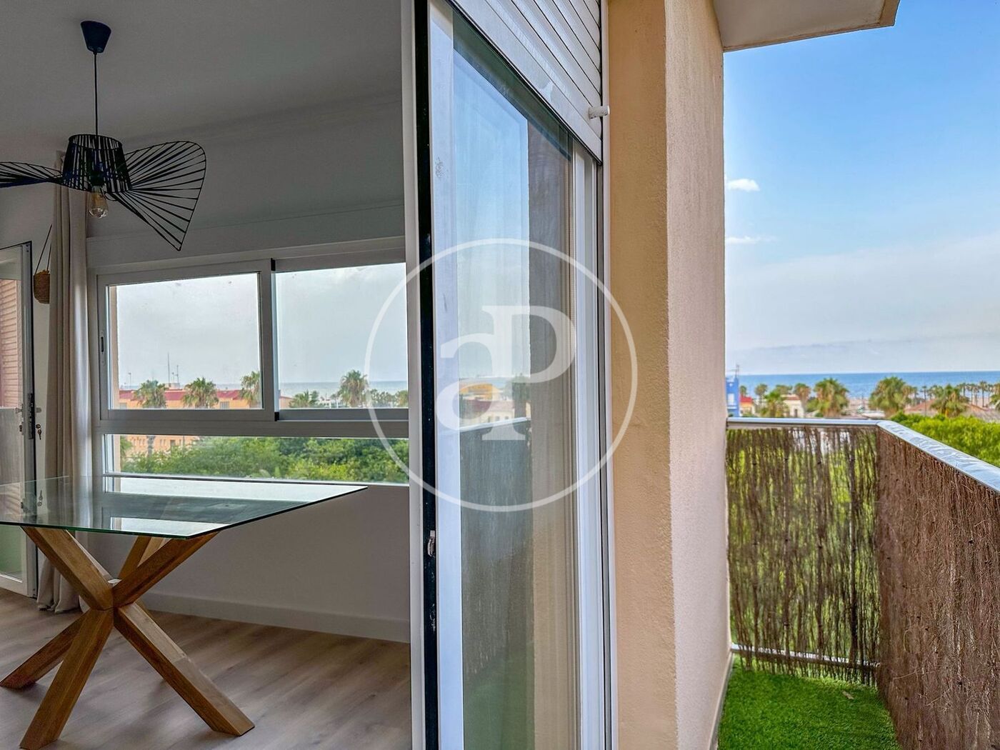 Flat to rent in C. de la Marina, El Cabanyal - El Canyamelar