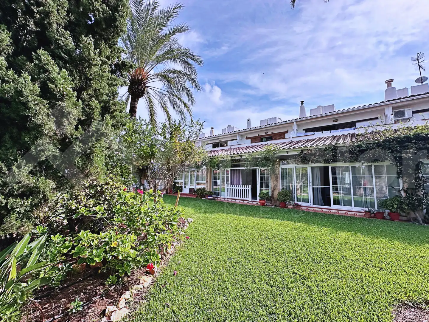 Maison mitoyenne avec terrasse à vendre à Carrer Llac Sant Martí