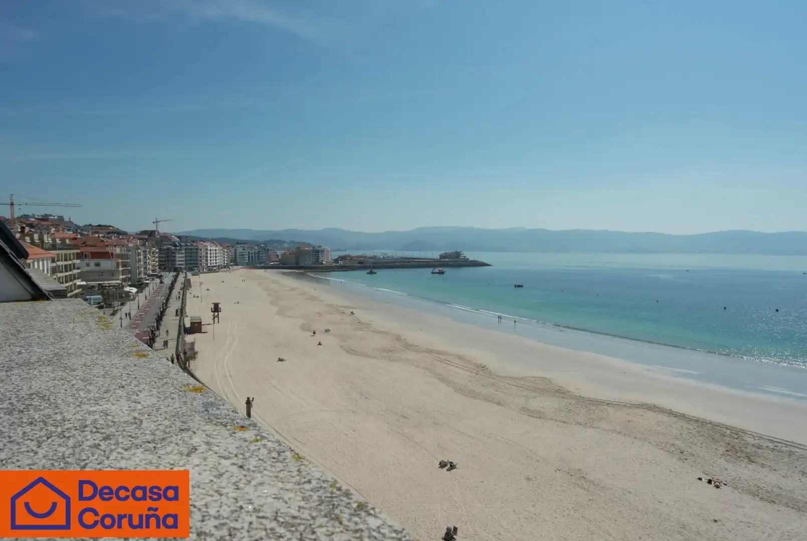 Vista exterior de Piso en venta en Sanxenxo con Calefacción, Terraza y Trastero