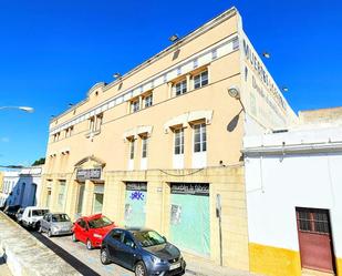 Vista exterior de Edifici en venda en Jerez de la Frontera