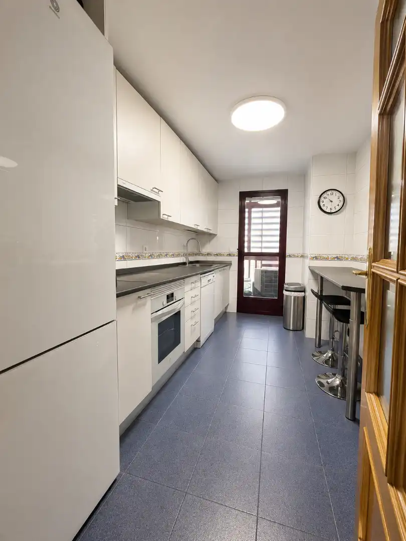 Kitchen of Flat for sale in Alcorcón  with Air Conditioner, Heating and Parquet flooring