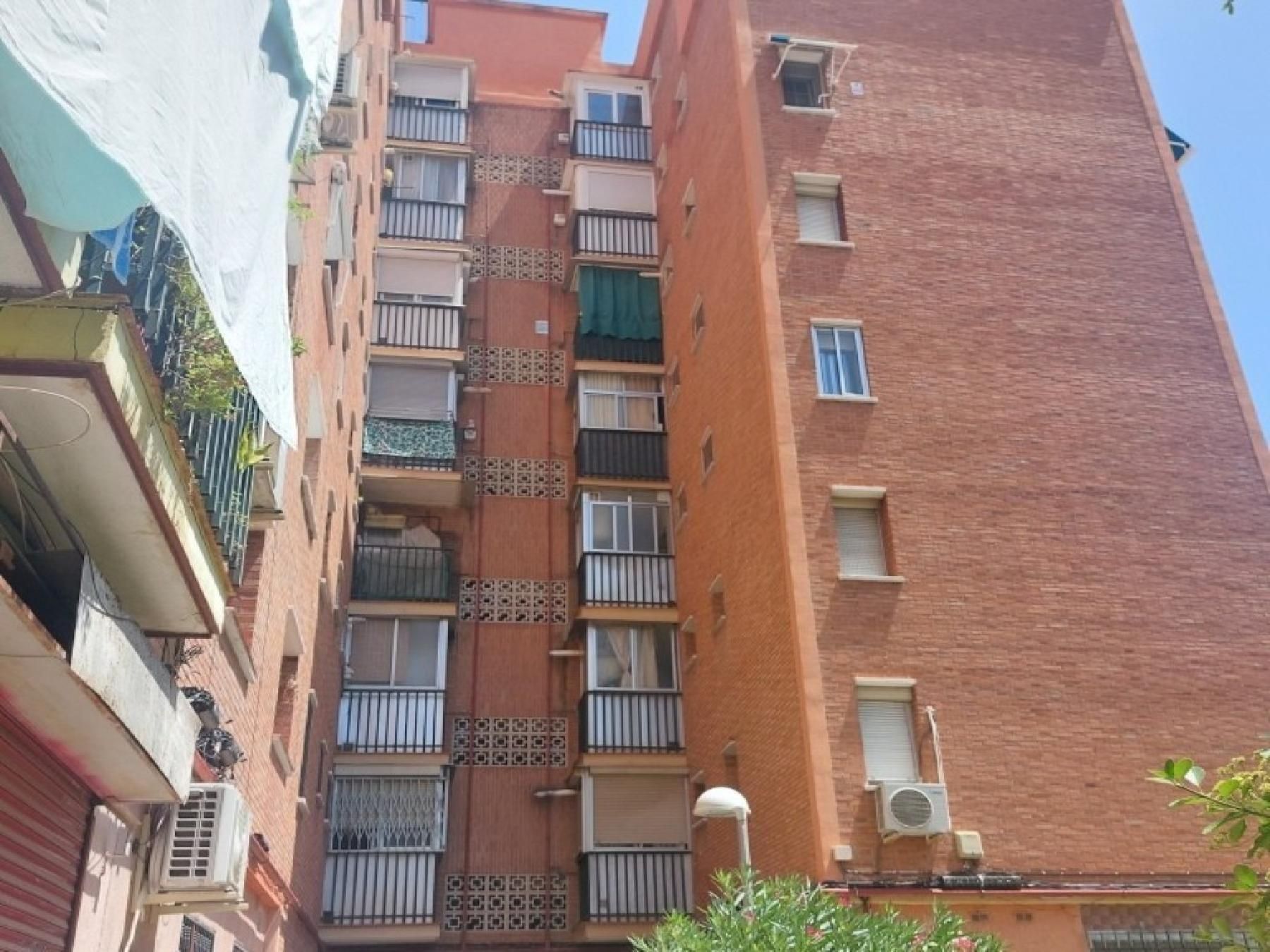 Vista exterior de Piso en venta en  Madrid Capital