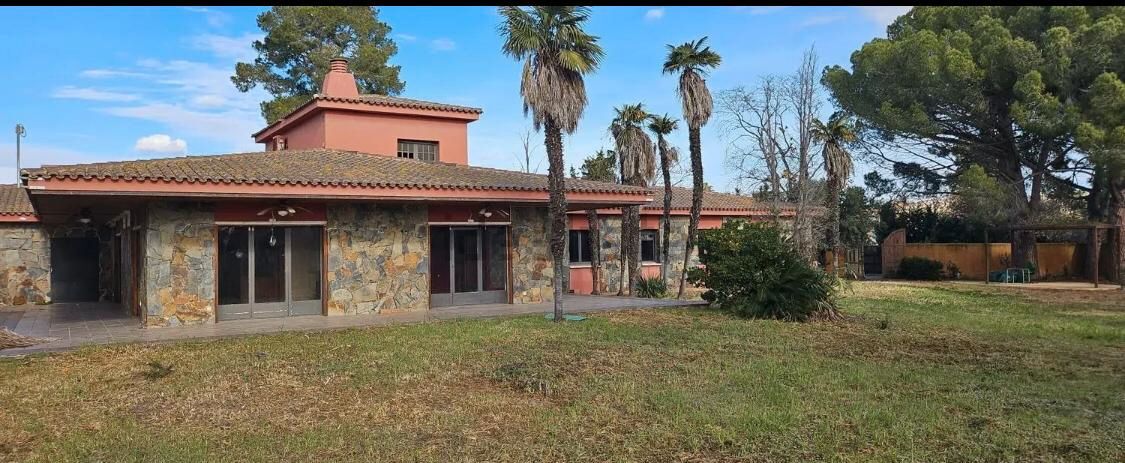 Exterior view of House or chalet for sale in Vilallonga del Camp  with Private garden and Terrace