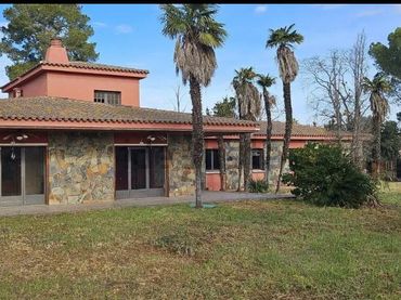 Chalet con jardín en venta en Vilallonga del Camp