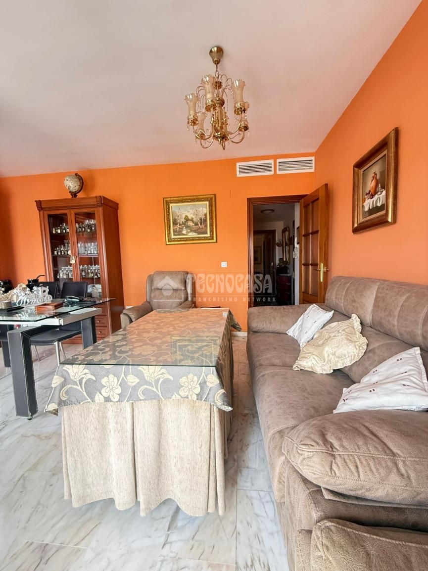 Sala d'estar de Pis en venda en  Huelva Capital amb Aire condicionat