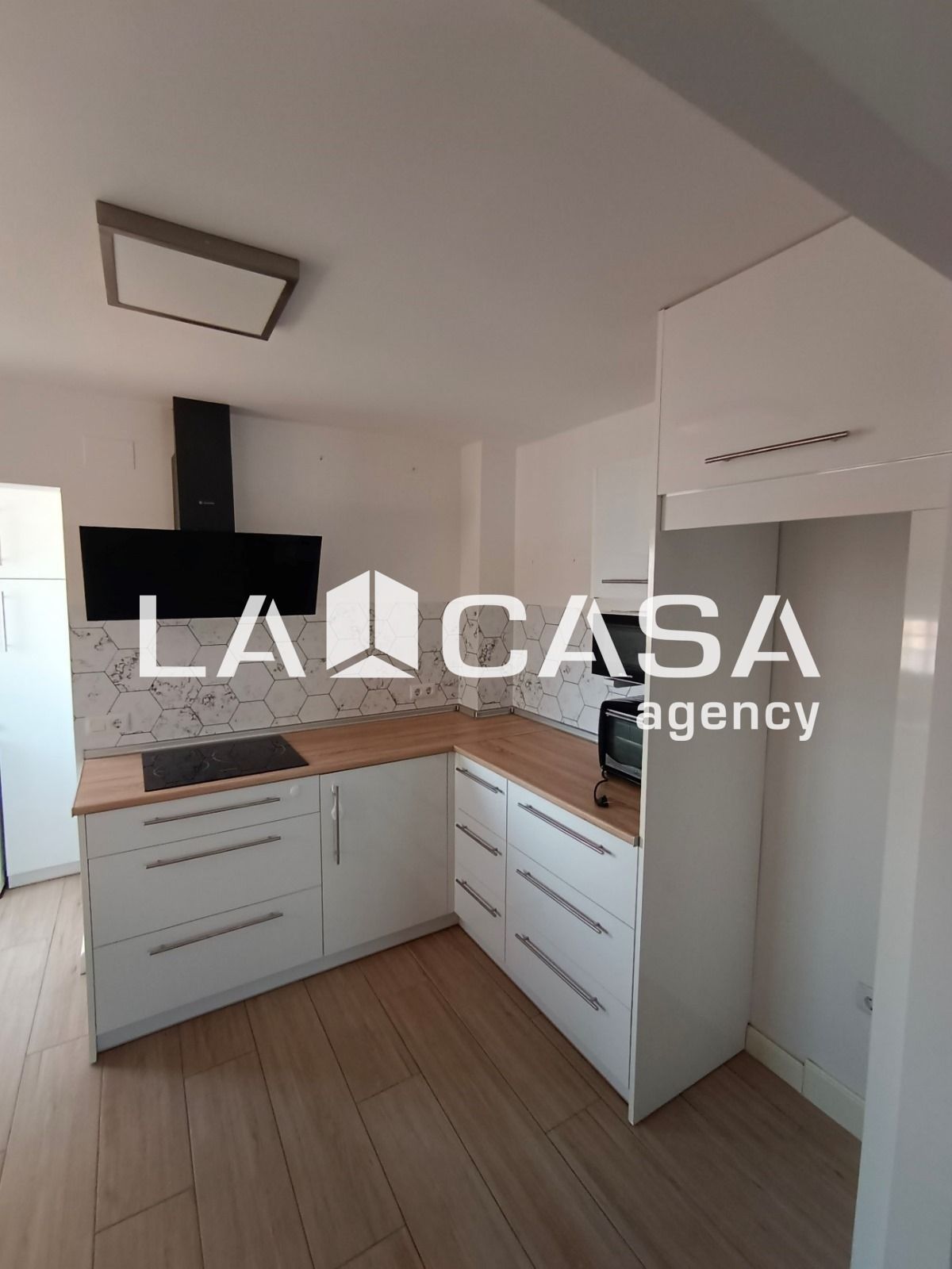 Kitchen of Flat for sale in Dos Hermanas