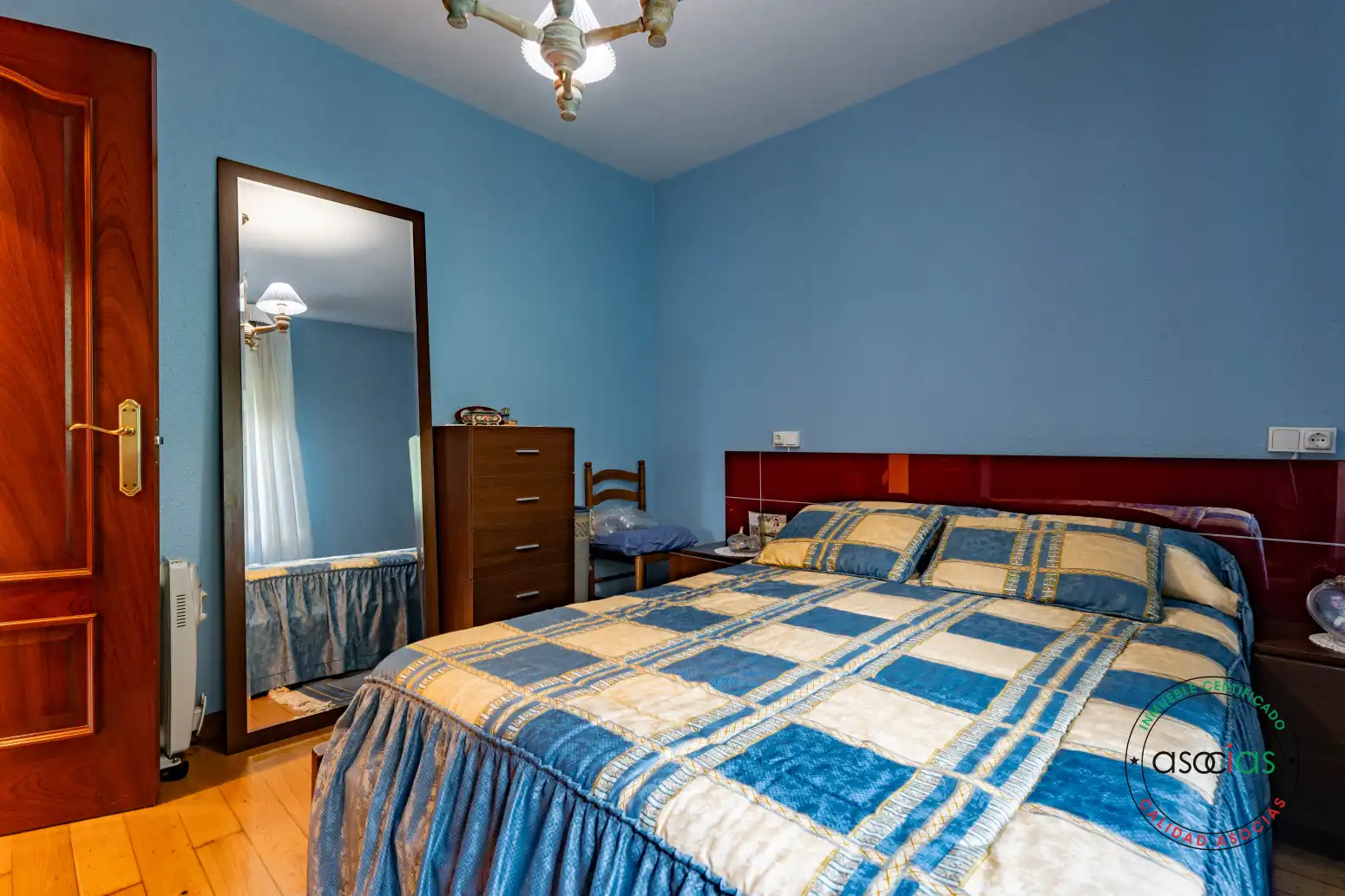 Habitación de Casa o chalet en venta en Gijón  con Calefacción y Amueblado