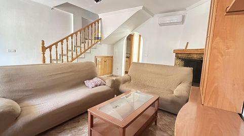 Dúplex en San José, de 4 dormitorios y terraza