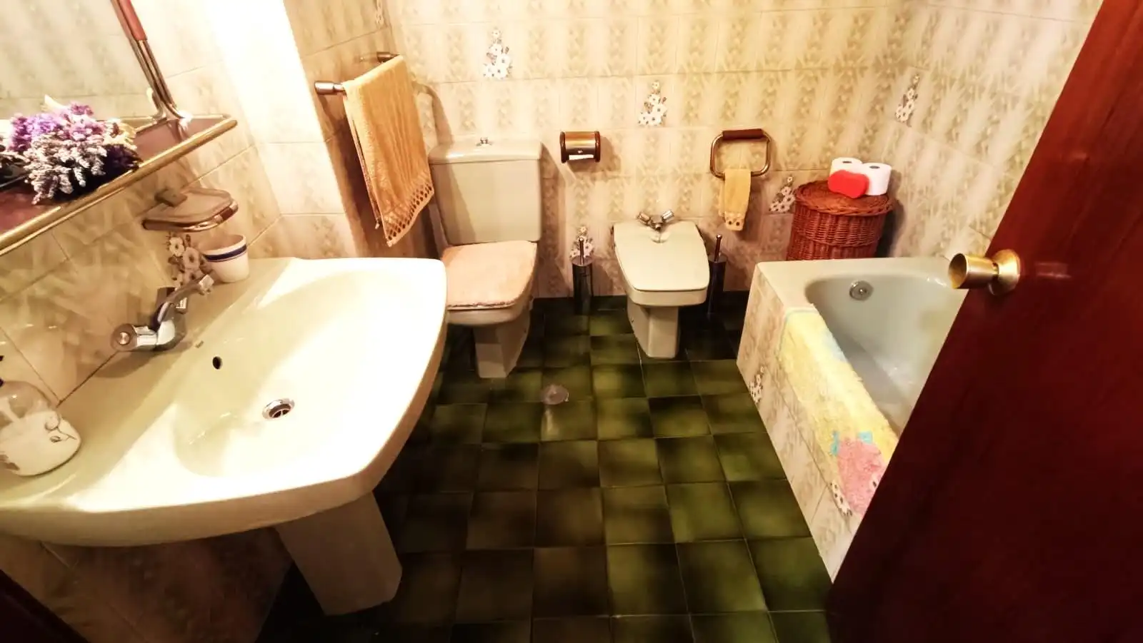 Bathroom of Flat for sale in Zamora Capital   with Heating, Parquet flooring and Terrace