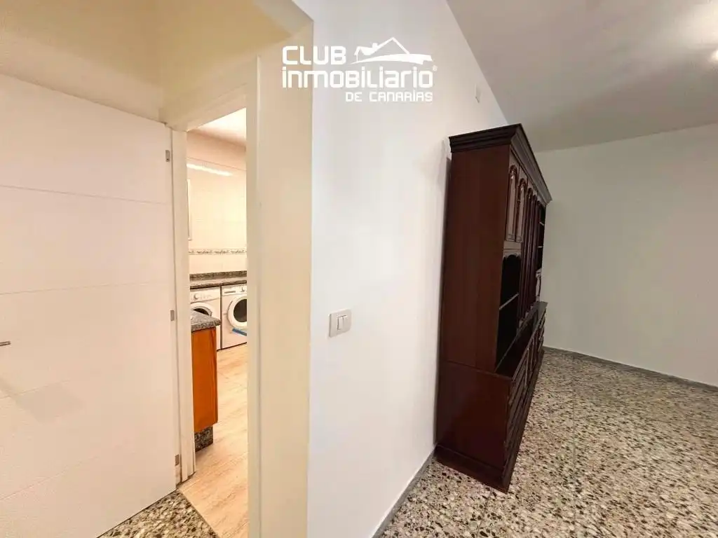 Vista exterior de Piso de alquiler en San Cristóbal de la Laguna con Aire acondicionado