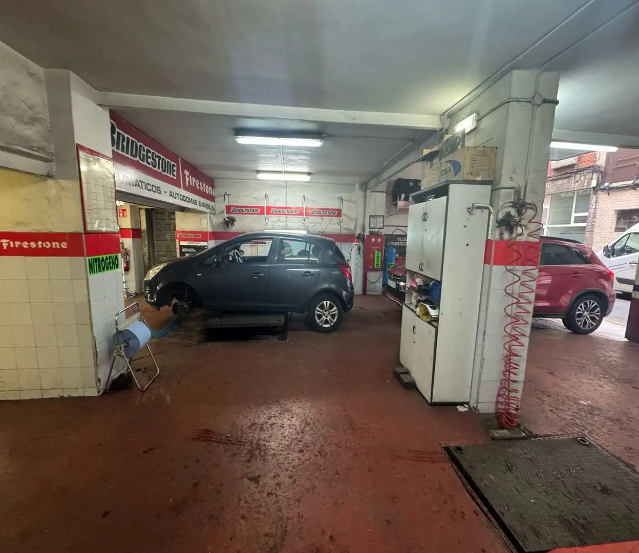 Local comercial en traspaso en Calle Álvaro de Albornoz, imagen 4