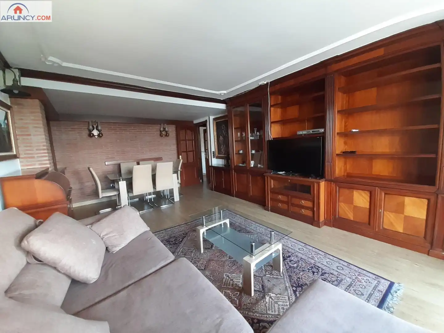 Wohnzimmer von Wohnung zur Miete in Sevilla mit Klimaanlage, Privatgarten und Parkett