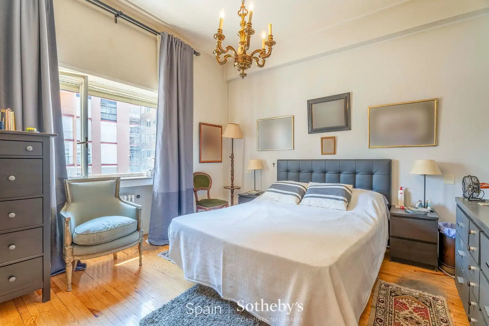 Habitación de Apartamento en venta en Madrid con Aire acondicionado, Calefacción y Trastero