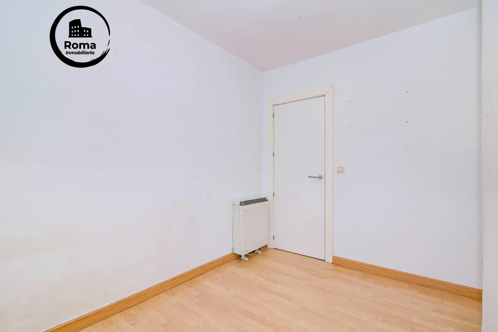 Habitación de Ático en venta en La Zubia con Aire acondicionado, Calefacción y Terraza