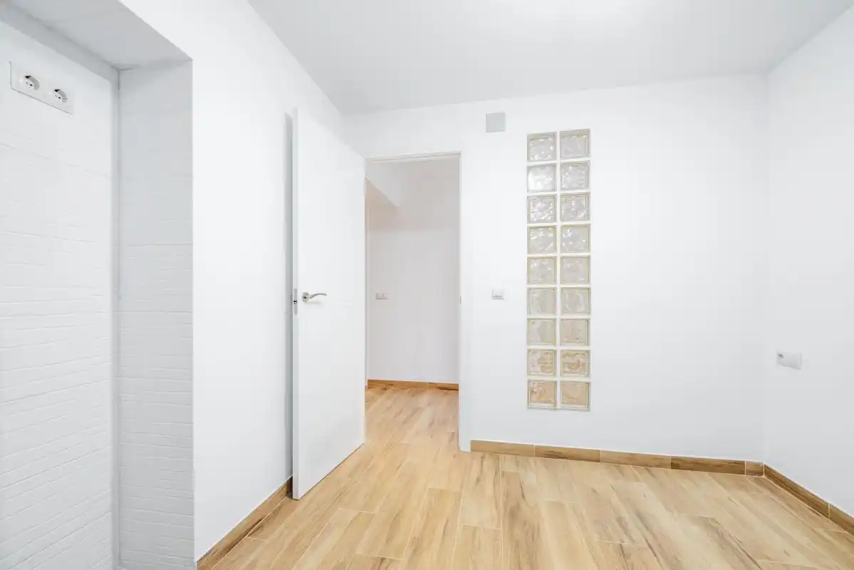 Planta baja en venta en Sevilla con Calefacción
