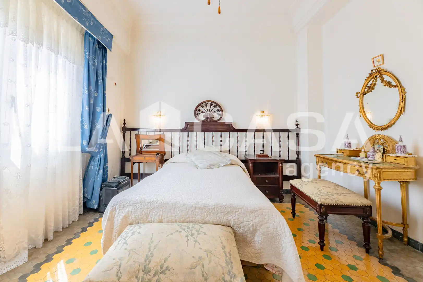 Bedroom of Flat for sale in Valencia  with Heating and Balcony