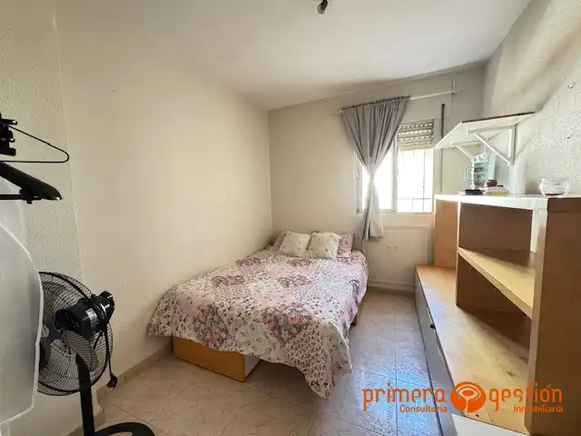 Habitación de Piso en venta en Sevilla