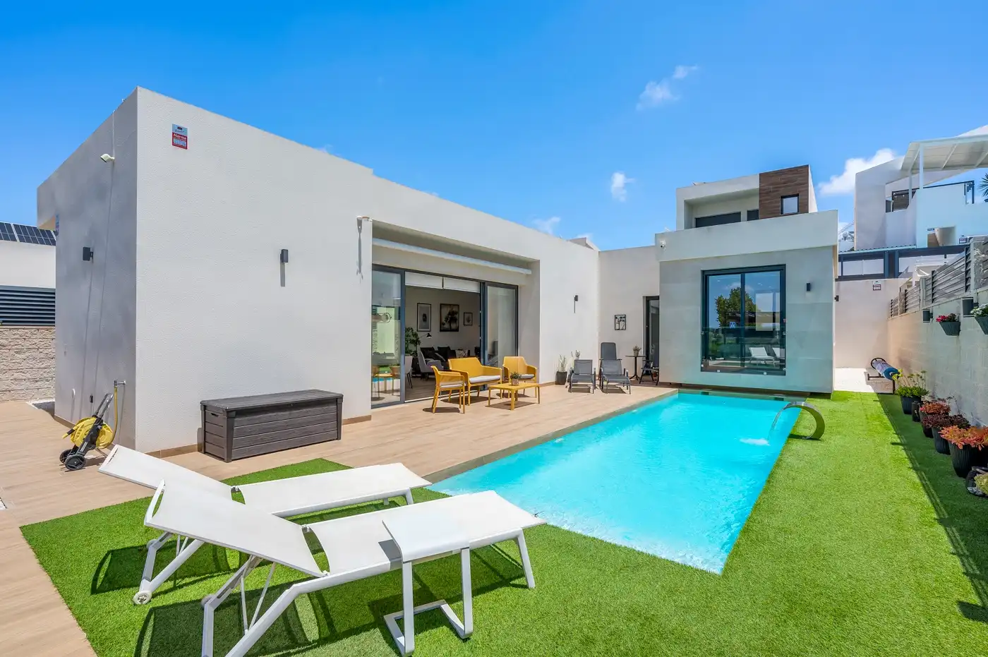 Terrace of Houses for sale in Benijófar  with Air Conditioner, Heating and Private garden