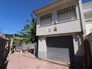 Maison mitoyenne avec balcon à vendre à Cunit Residencial