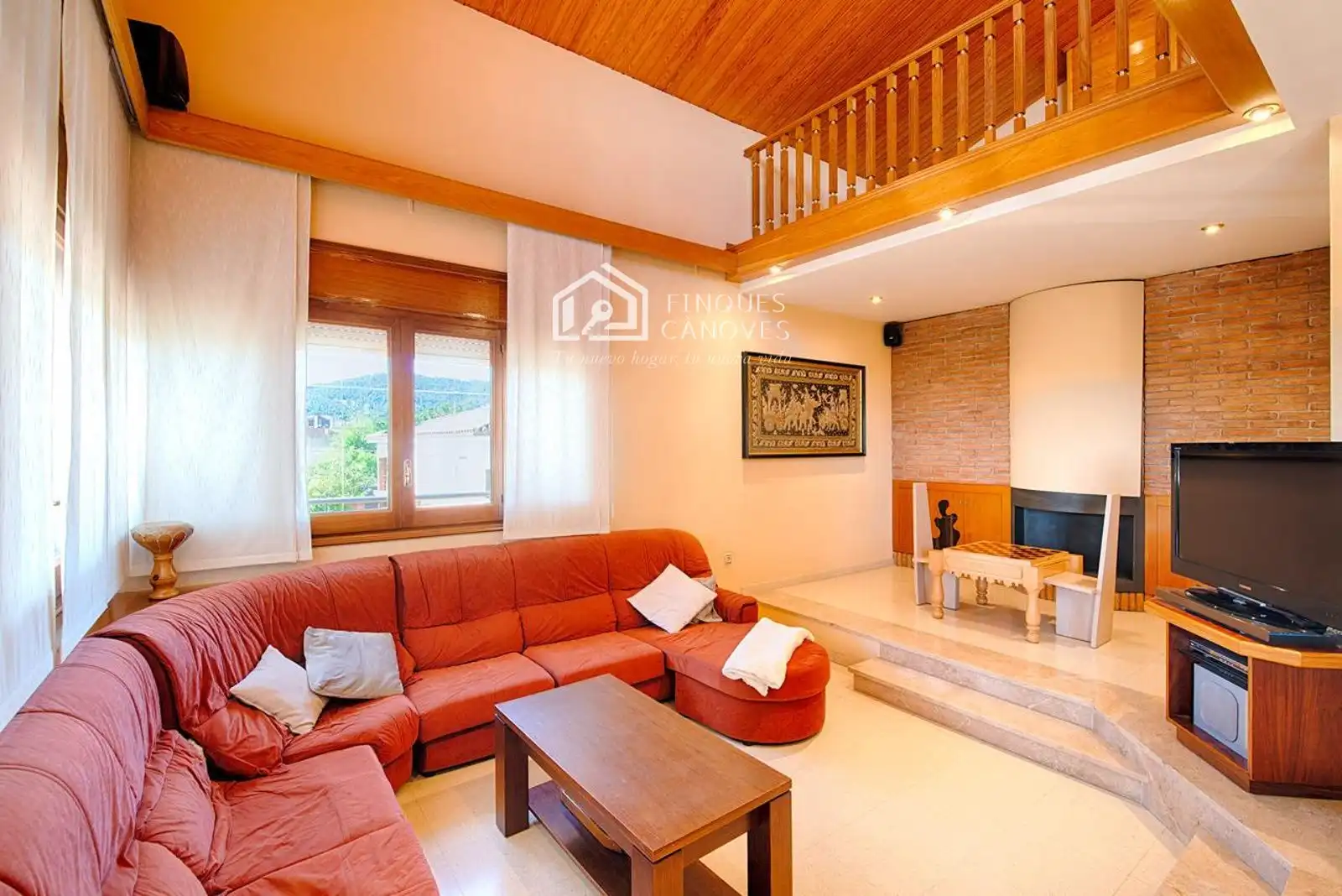Sala d'estar de Casa o xalet en venda en Porqueres amb Aire condicionat, Calefacció i Terrassa