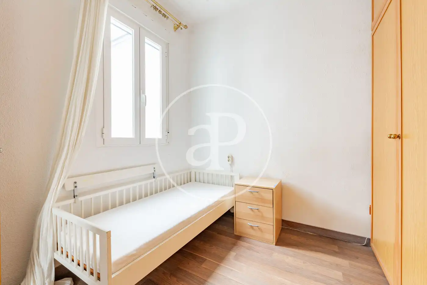 Schlafzimmer von Wohnung zum Verkauf in Madrid mit Klimaanlage und Heizung