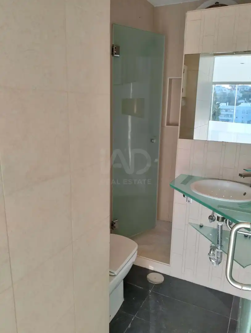 Bathroom of Flat for sale in Málaga  with Air Conditioner, Heating and Terrace