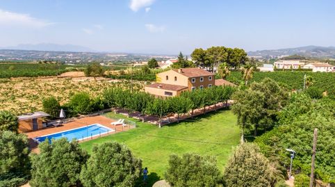 Exclusiva Masía Catalana Catalogada Totalmente Reformada en el Corazón del Alt Penedès, immagine 2