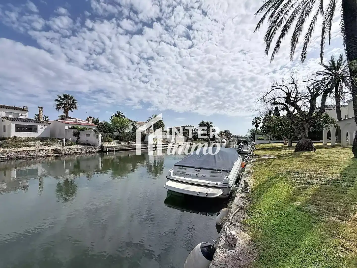 Exterior view of Apartments for sale in Empuriabrava  with Air Conditioner and Furnished