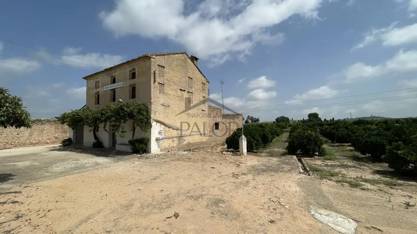 Finca rústica en venda en Alzira