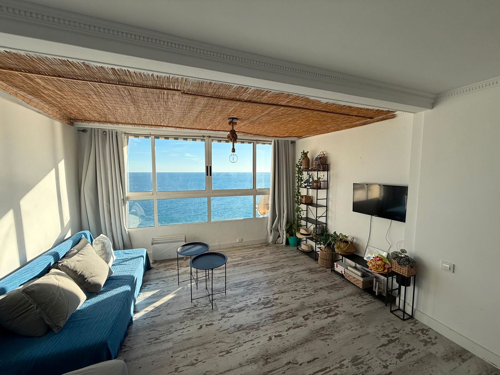 Sala d'estar de Apartament en venda en Alicante / Alacant amb Moblat