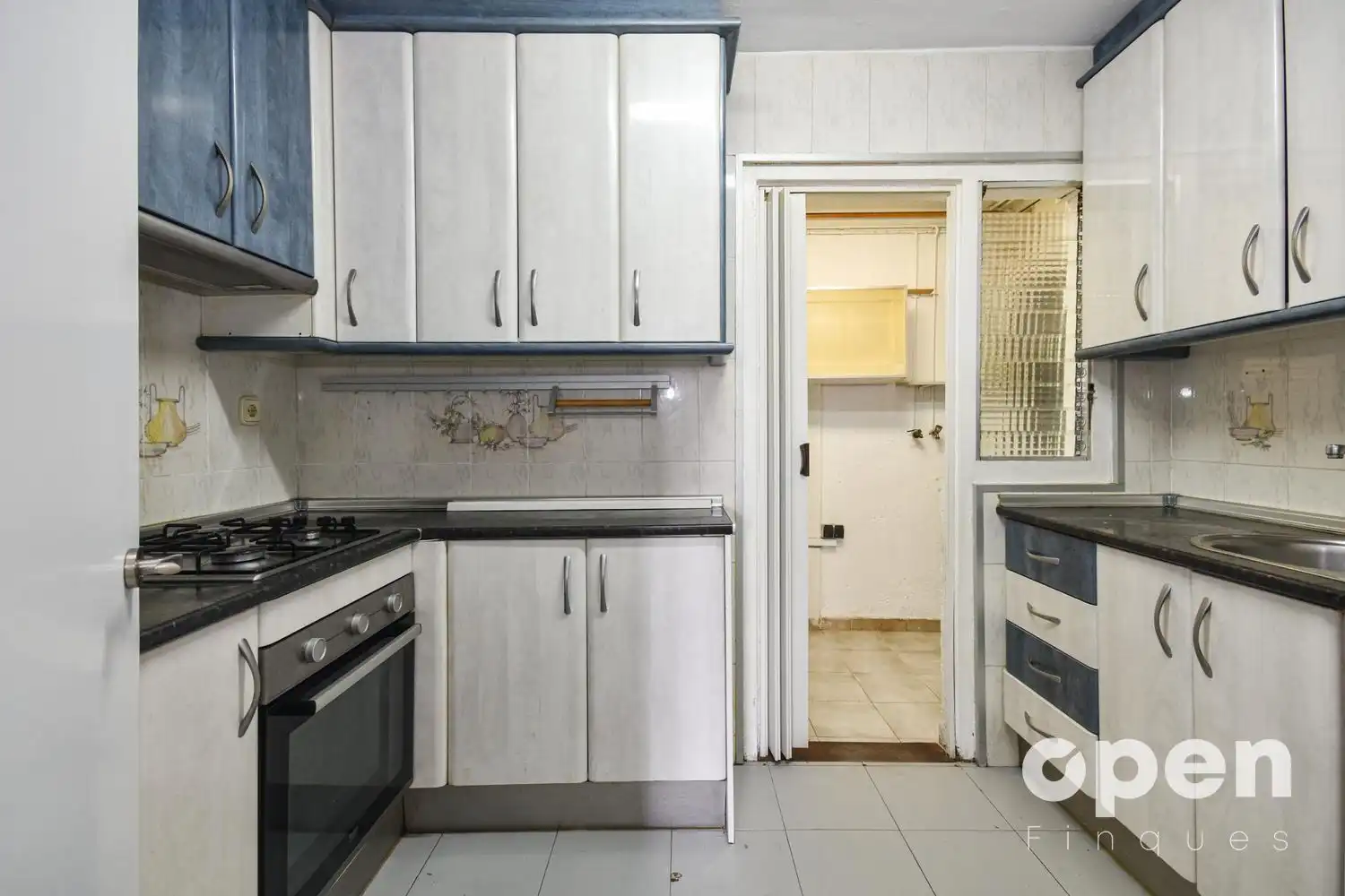 Kitchen of Flat for sale in Terrassa  with Terrace and Balcony