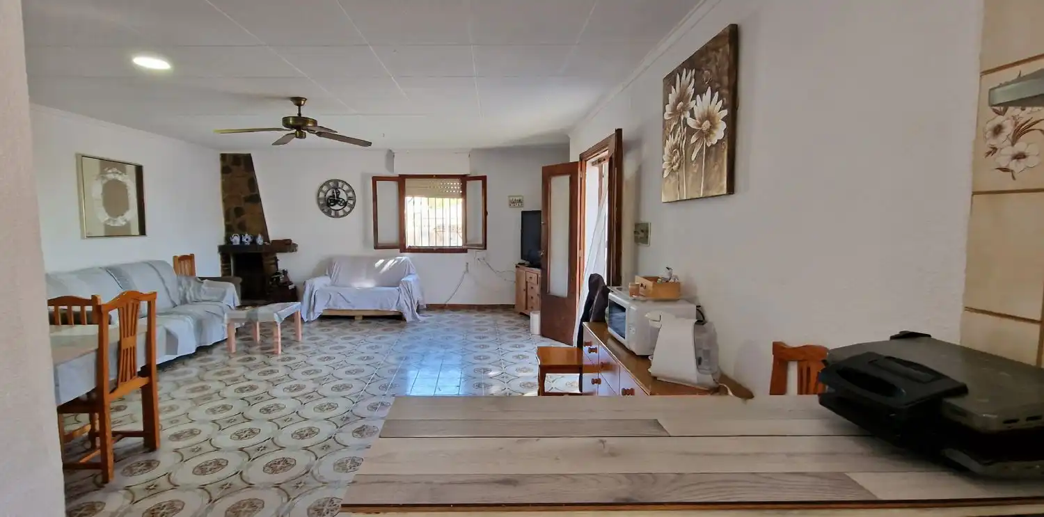 Sala d'estar de Finca rústica en venda en Algorfa amb Jardí privat