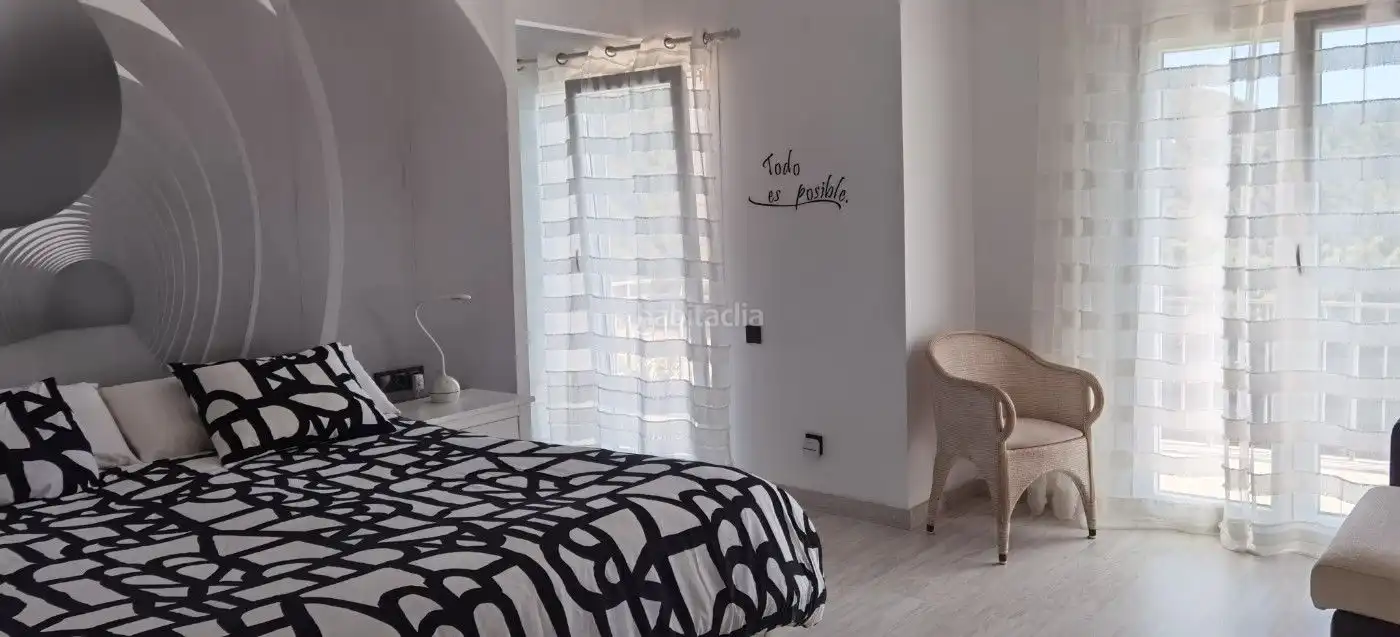 Casa rústica con jardín en venta en Carrer Romaní 29, imagen 3