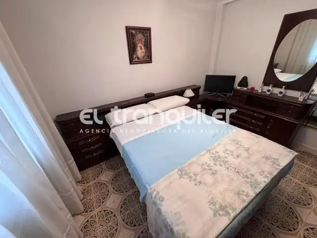 Schlafzimmer von Wohnung zur Miete in Madrid mit Klimaanlage und Möbliert