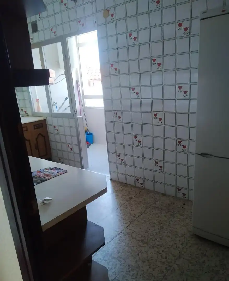 Cuina de Pis en venda en Ronda amb Terrassa