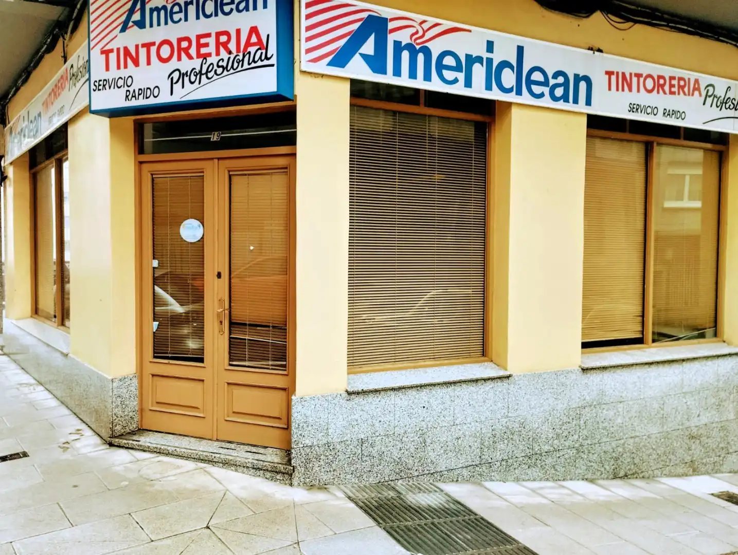 Local comercial en alquiler en Betanzos