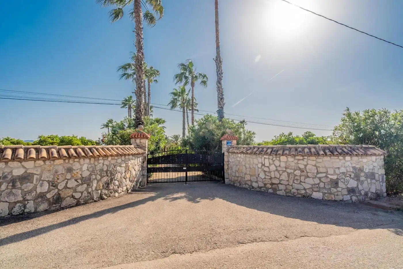 Vista exterior de Finca rústica en venda en L'Énova amb Terrassa, Traster i Alarma